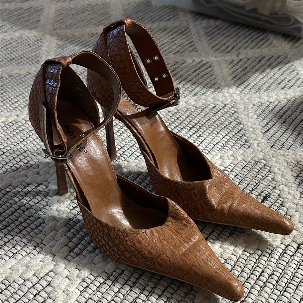 Brown crocodile-embossed leather pointed-toe ankle-strap high heels- Miss Me 8